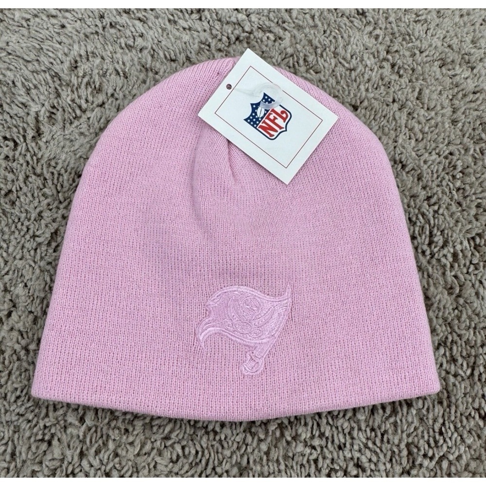 Tampa Bay Buccaneers Beanie Pink Non Cuffed Front Logo Vintage NFL Winter Hat